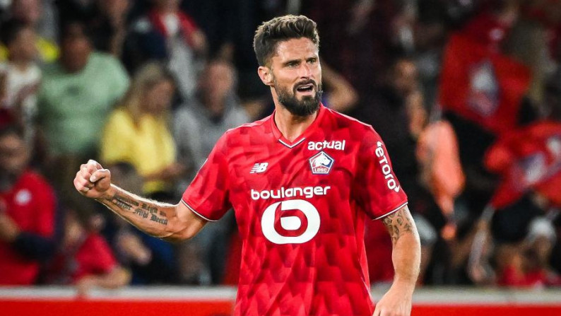 Fotbal - Giroud - Lille